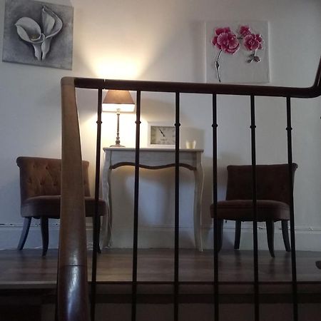 Maison De Ville Bed & Breakfast Magny-en-Vexin Exterior foto