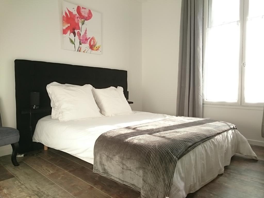 Maison De Ville Bed & Breakfast Magny-en-Vexin Exterior foto