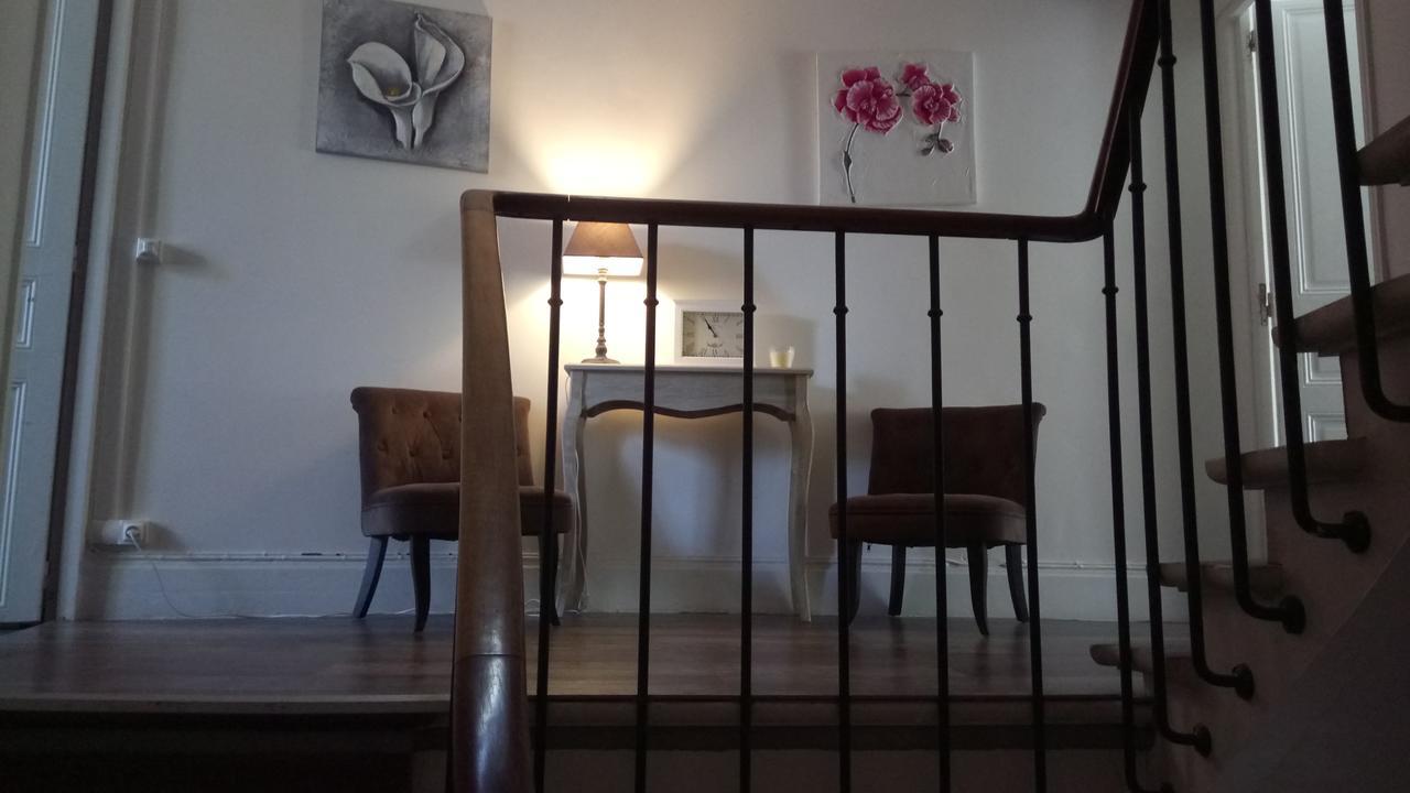 Maison De Ville Bed & Breakfast Magny-en-Vexin Exterior foto