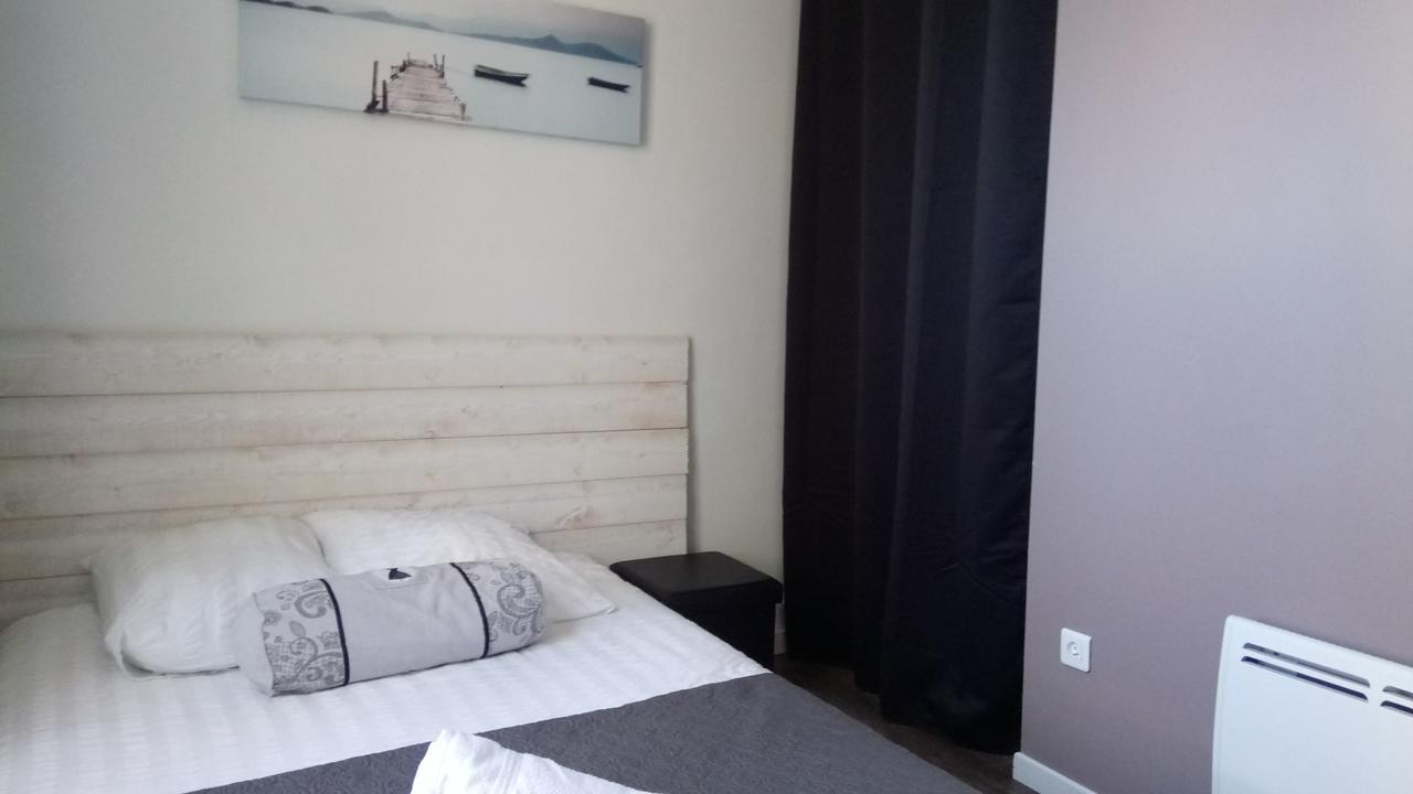 Maison De Ville Bed & Breakfast Magny-en-Vexin Exterior foto